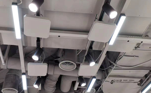 RFID电子标签读写器UR8188用于服装门店监管案例